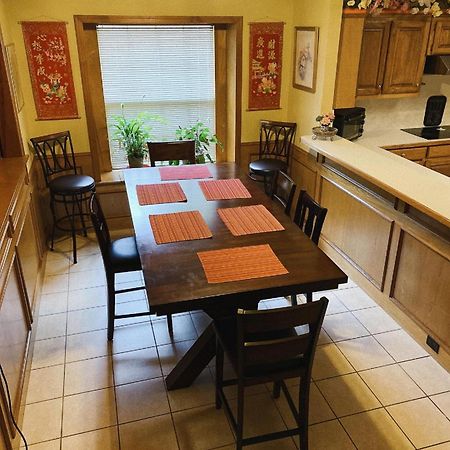 Homestay Carrollton Buitenkant foto